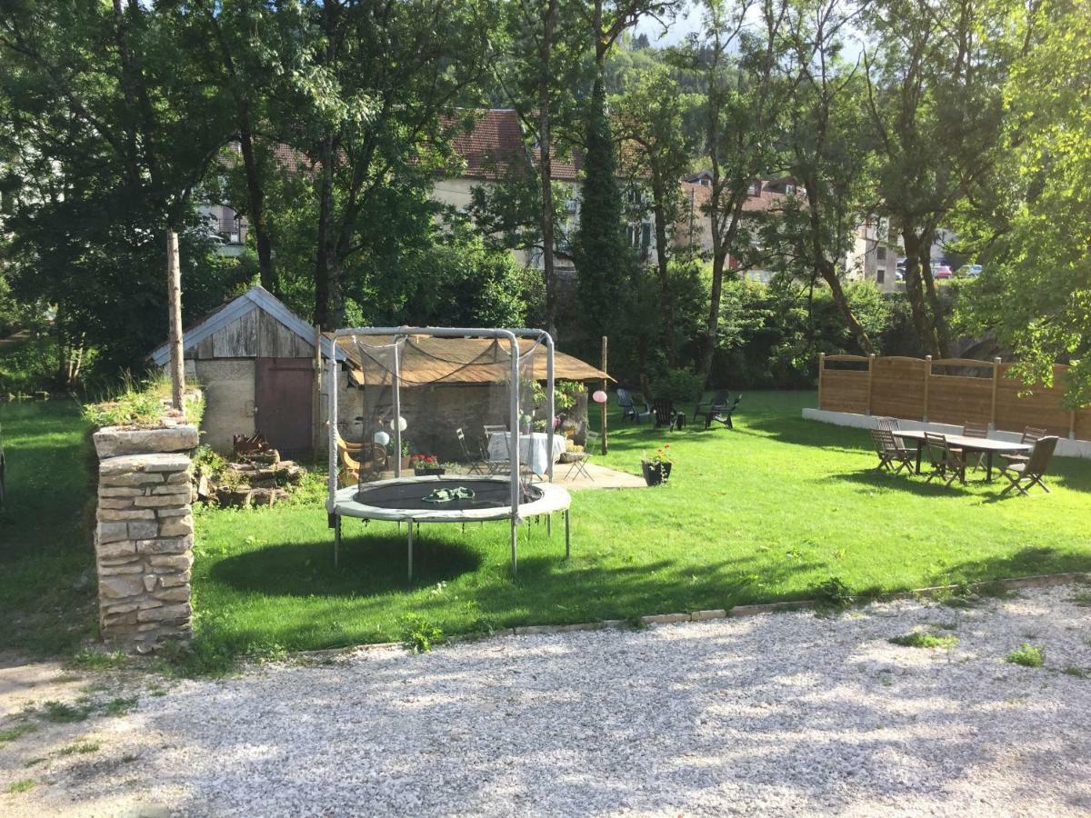 Gite Sur Loue Ornans Exteriér fotografie