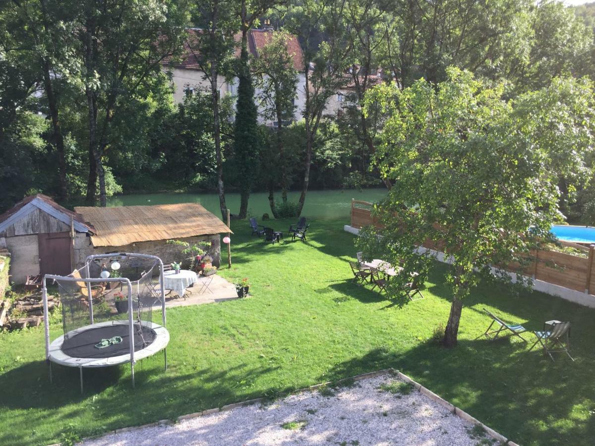 Gite Sur Loue Ornans Exteriér fotografie