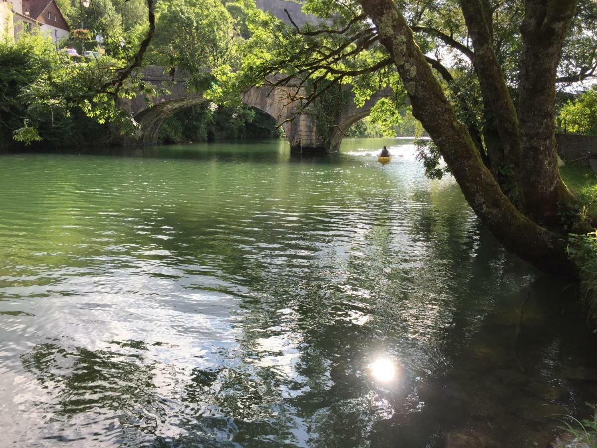 Gite Sur Loue Ornans Exteriér fotografie