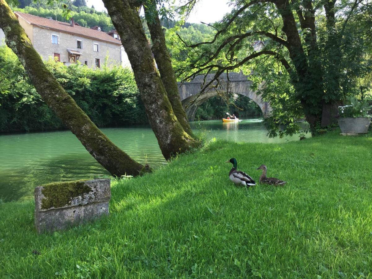 Gite Sur Loue Ornans Exteriér fotografie