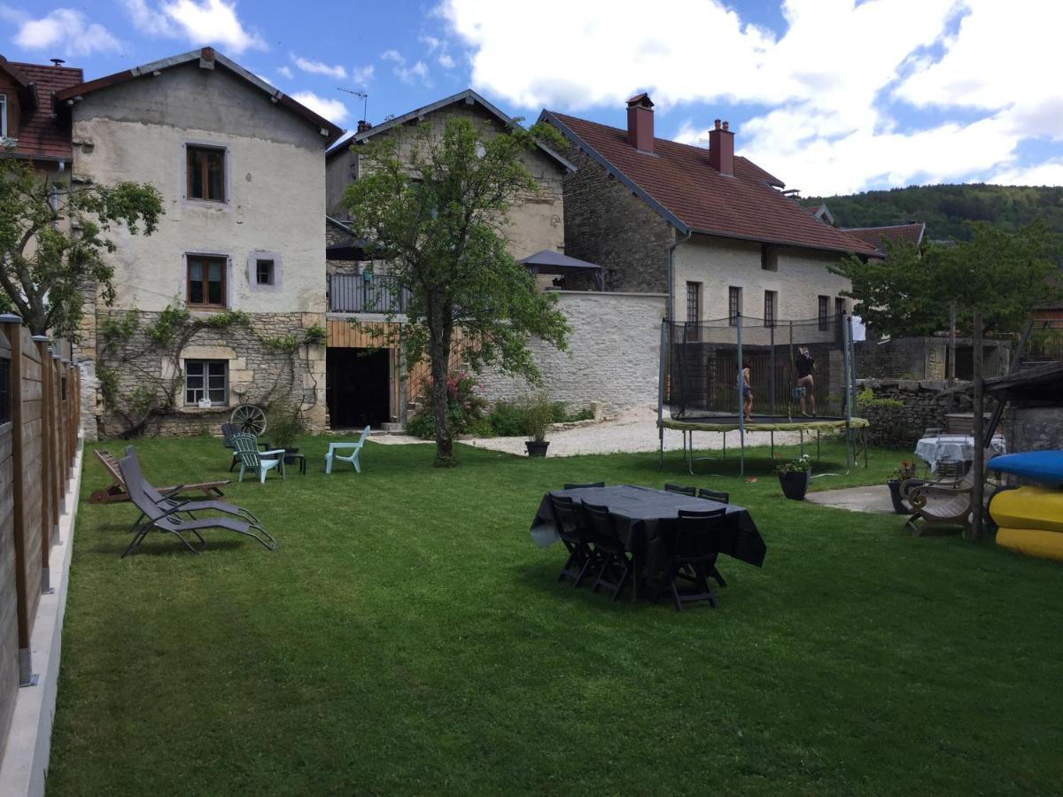 Gite Sur Loue Ornans Exteriér fotografie