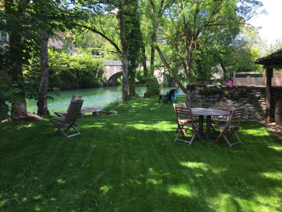 Gite Sur Loue Ornans Exteriér fotografie
